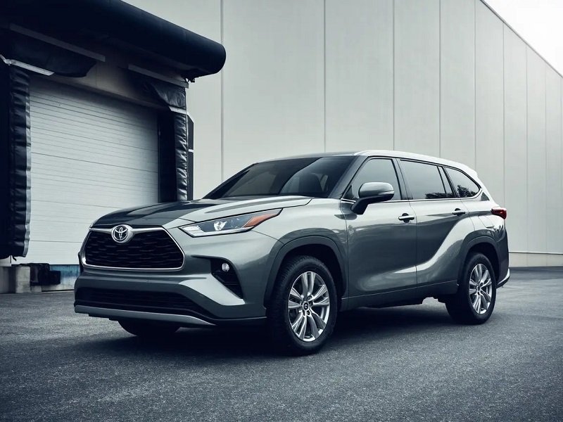 ٹویوٹا ہائی لینڈر مقامی طور پر اچھی فروخت ہو رہی ہے اور عالمی سطح پر پھیل رہی ہے۔